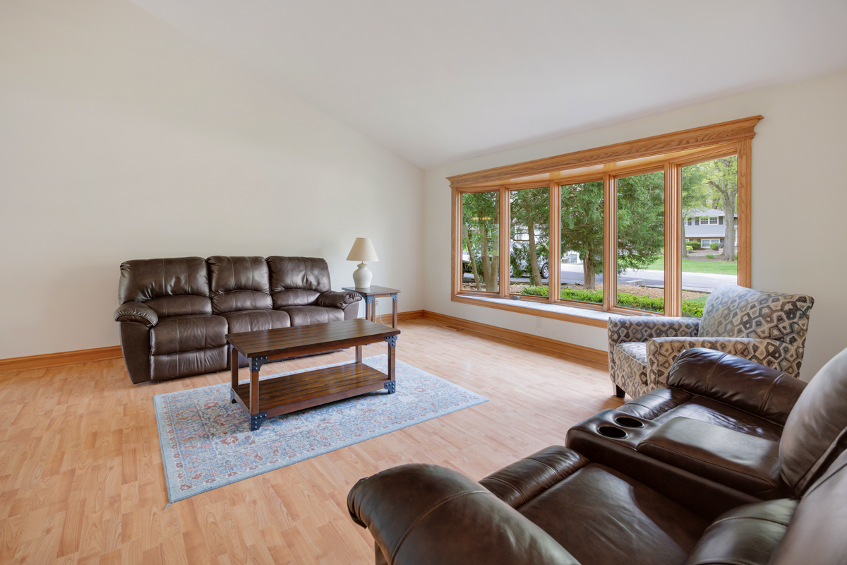550 Hackberry Road, Frankfort, IL 60423