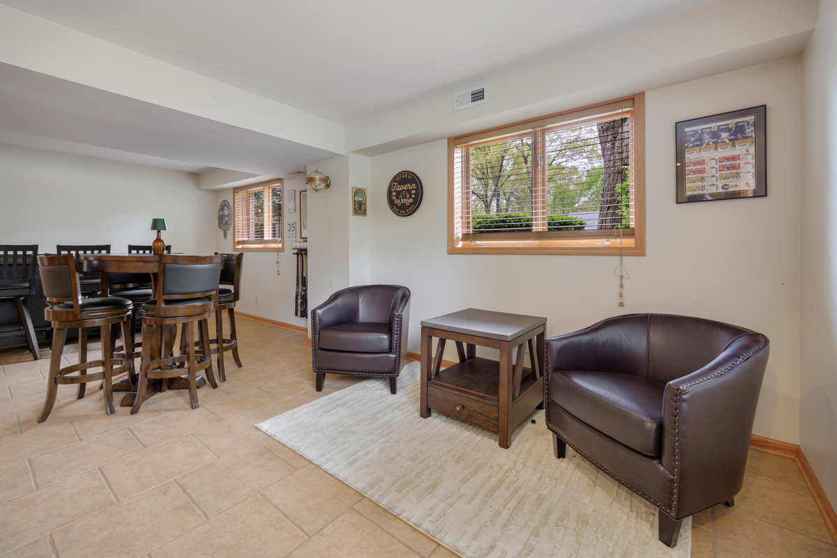 550 Hackberry Road, Frankfort, IL 60423