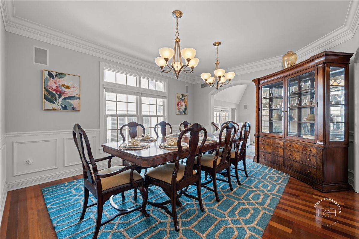 427 S Sleight Street, Naperville, IL 60540