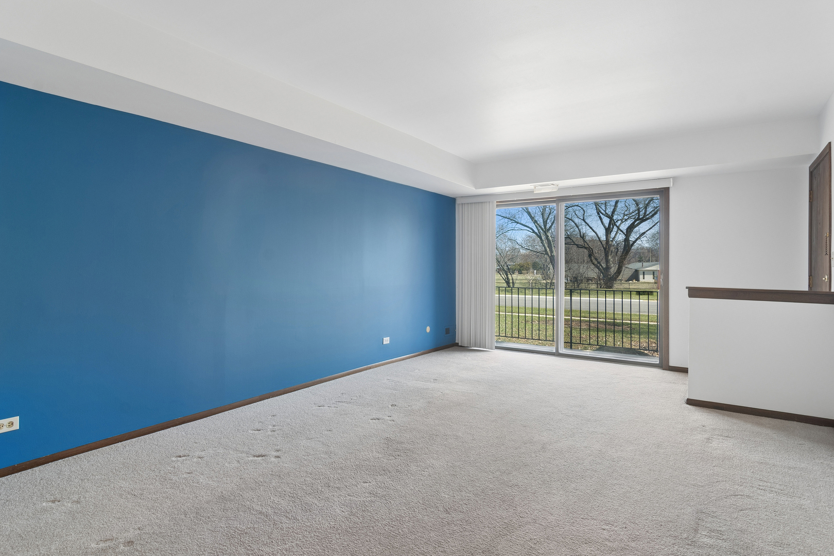 129 W Brandon Court #D14, Palatine, IL 60067
