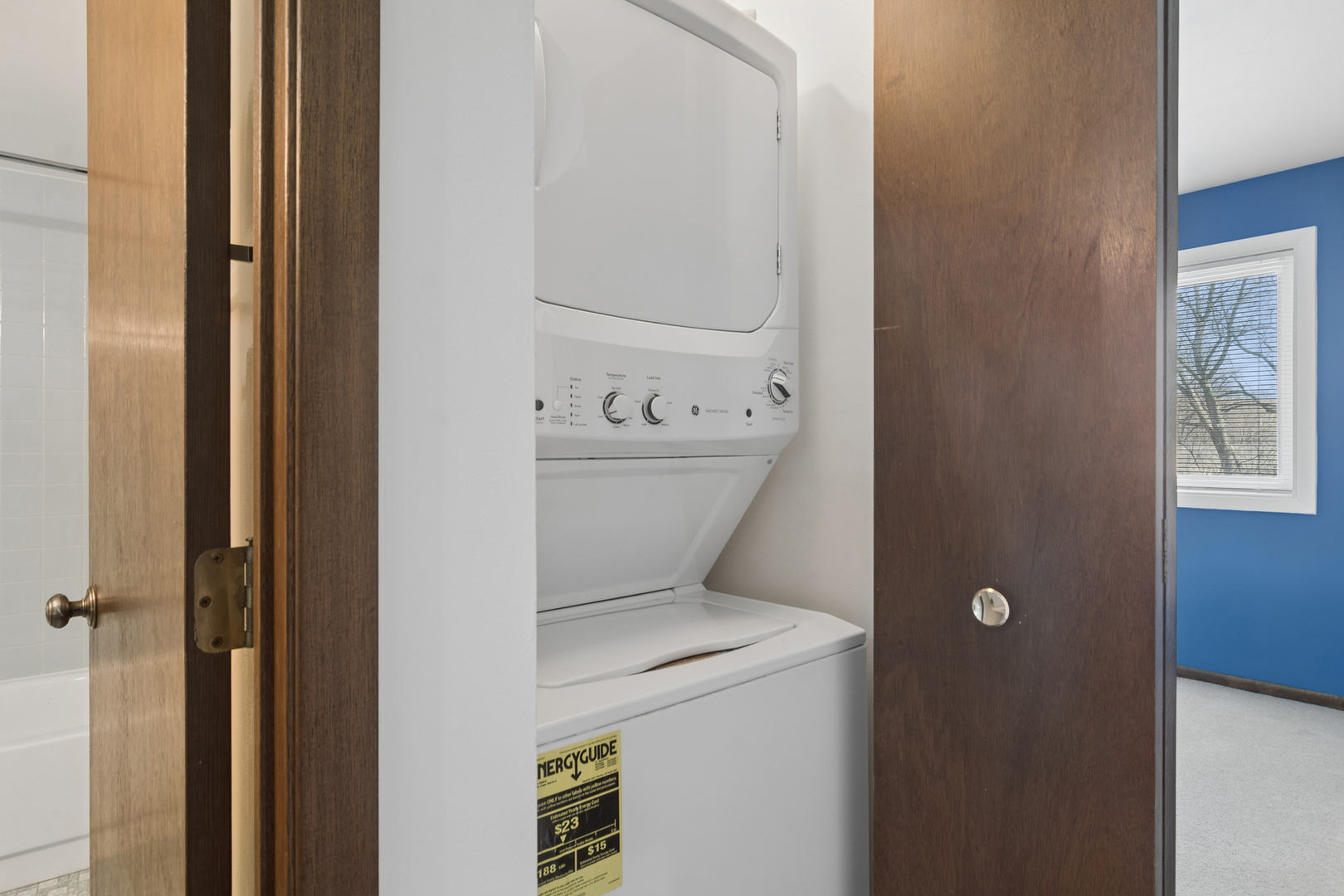 129 W Brandon Court #D14, Palatine, IL 60067