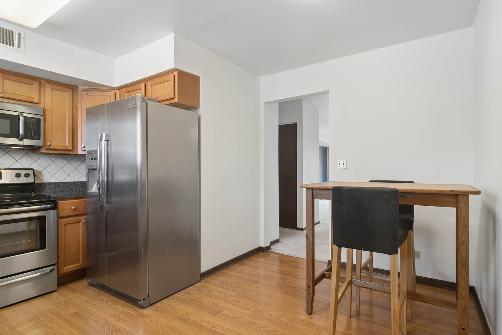 129 W Brandon Court #D14, Palatine, IL 60067