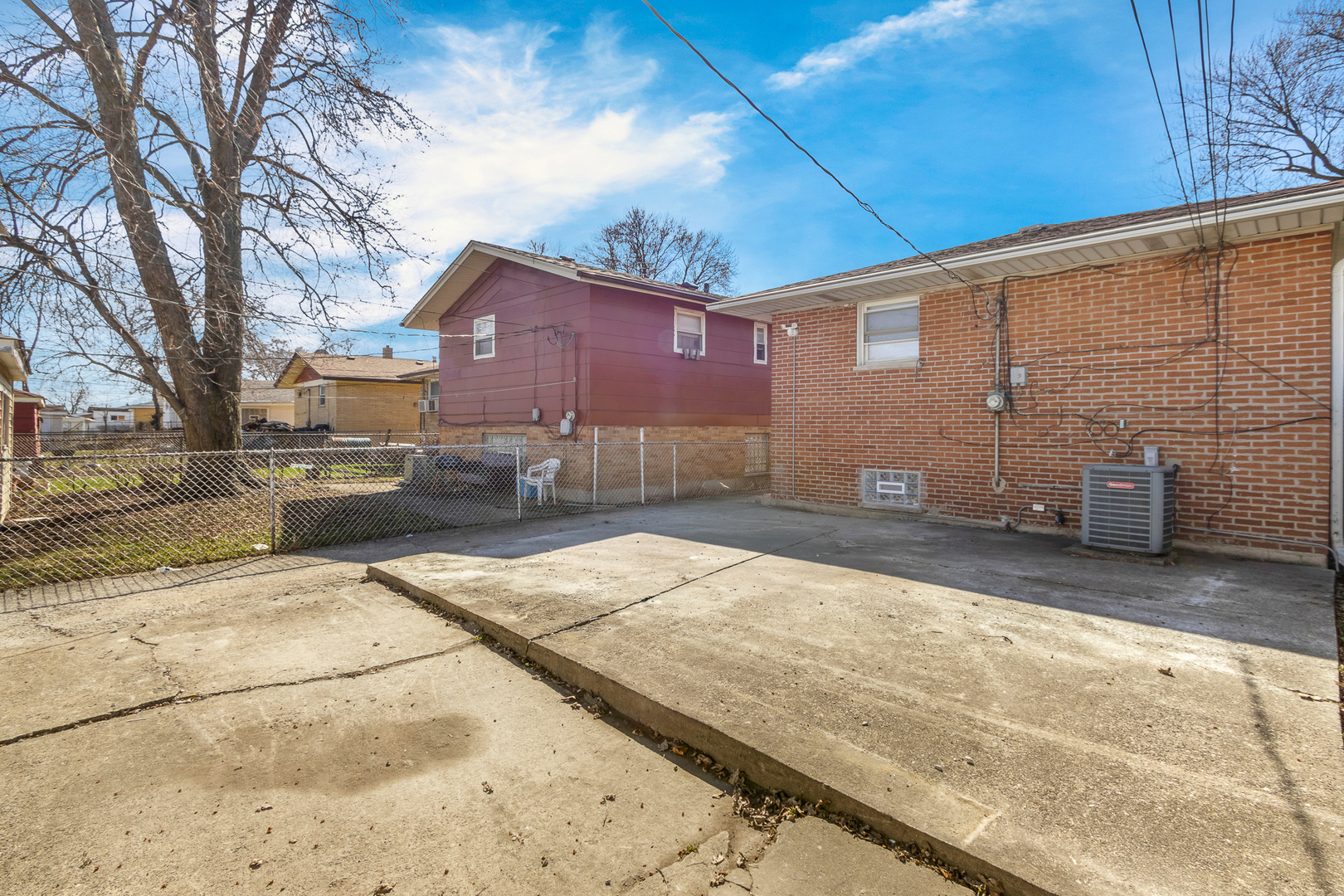 11521 S Justine Street, Chicago, IL 60643