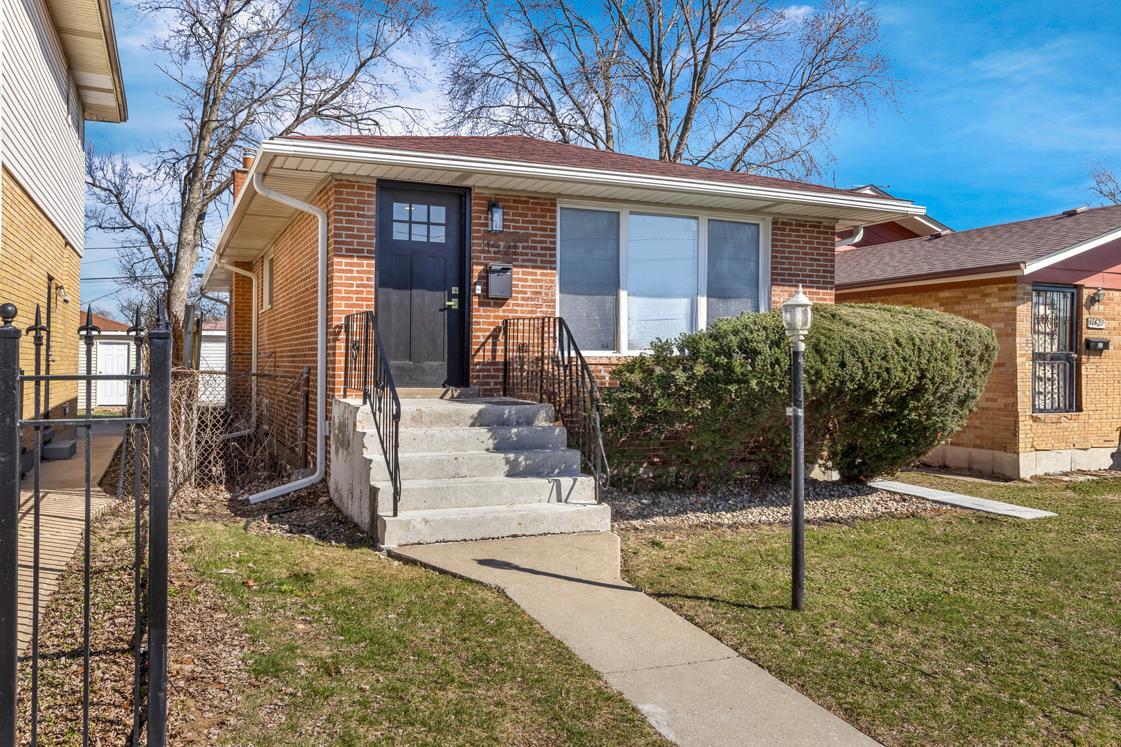 11521 S Justine Street, Chicago, IL 60643