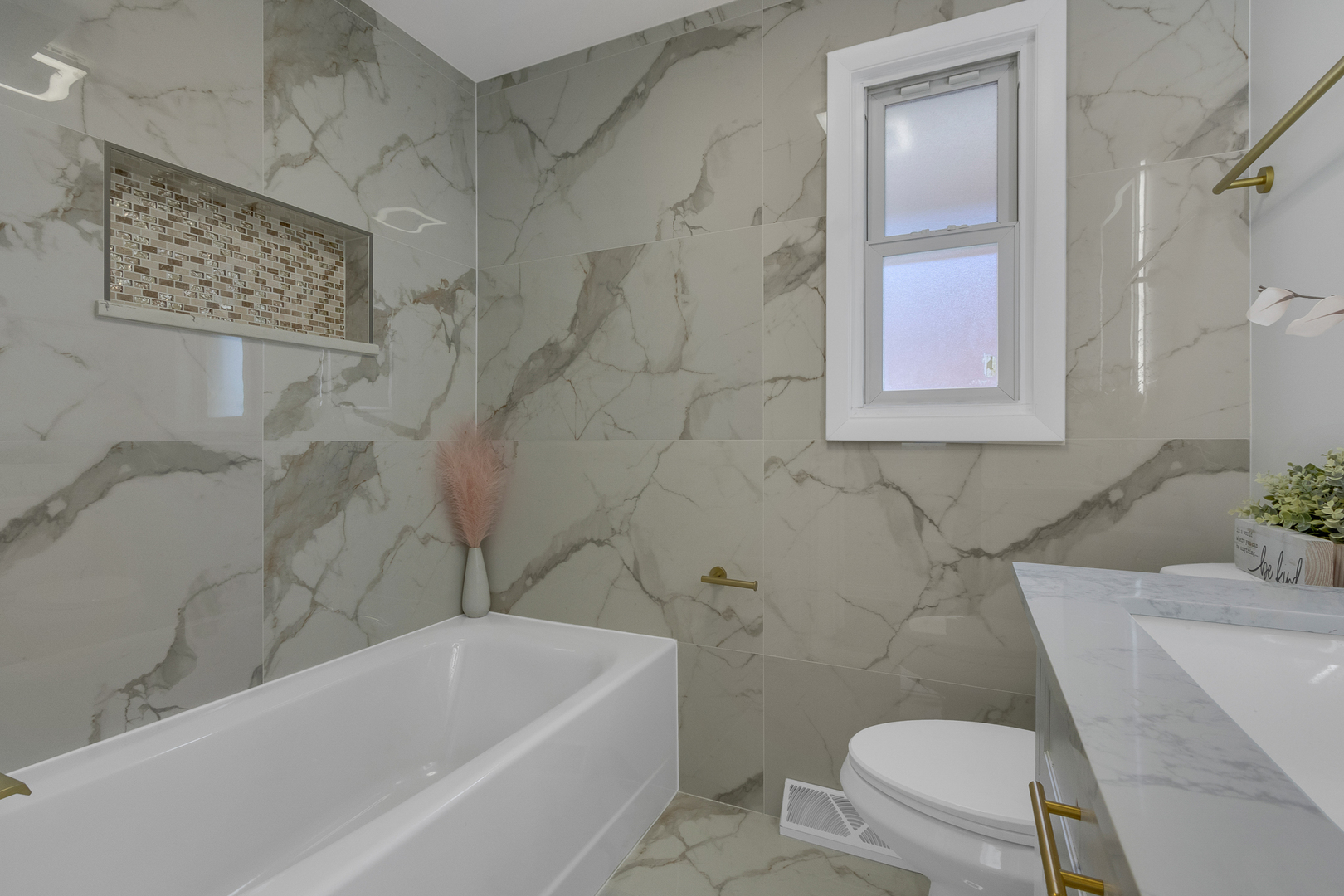 11521 S Justine Street, Chicago, IL 60643