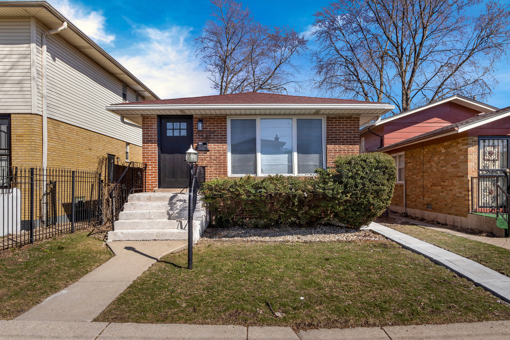 11521 S Justine Street, Chicago, IL 60643