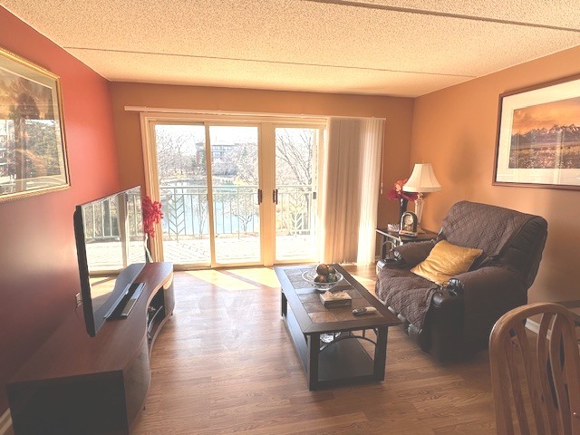 3850 W Bryn Mawr Avenue #301, Chicago, IL 60659