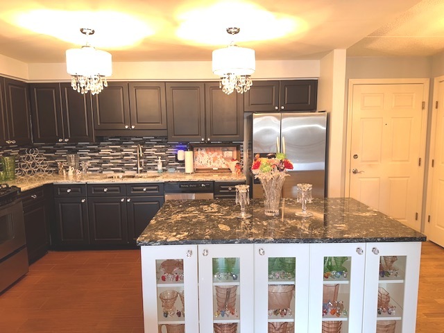 3850 W Bryn Mawr Avenue #301, Chicago, IL 60659