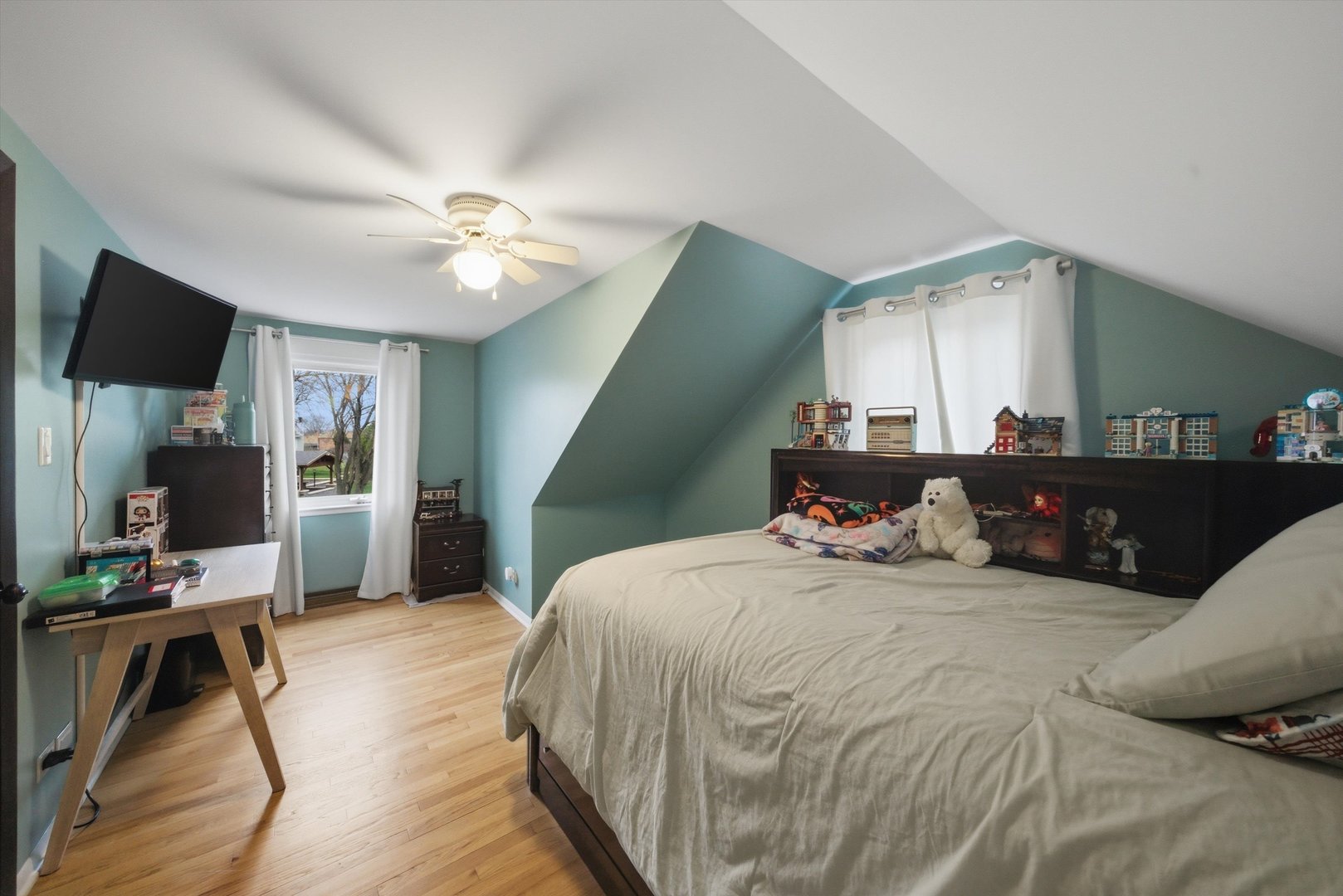 8210 Linder Avenue, Burbank, IL 60459