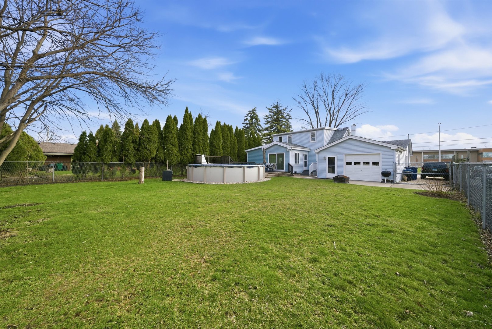 8210 Linder Avenue, Burbank, IL 60459