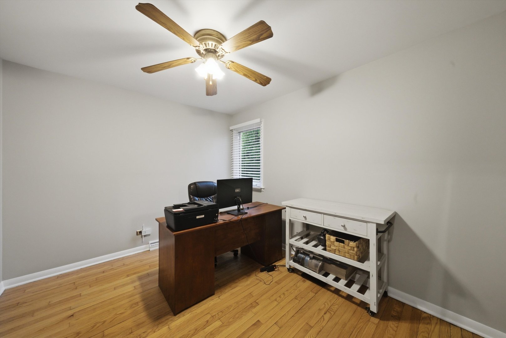 8210 Linder Avenue, Burbank, IL 60459