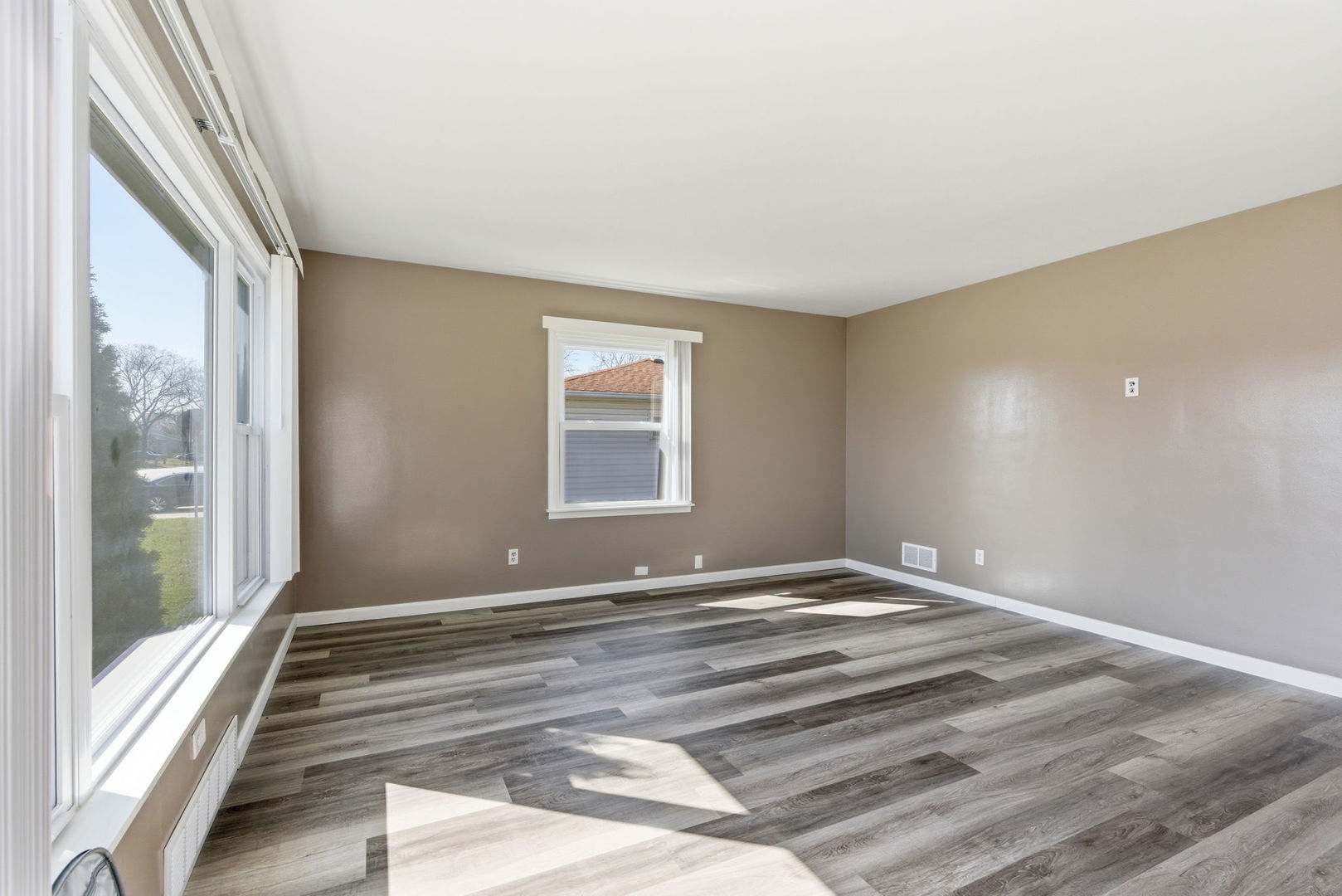 2330 177th Street, Lansing, IL 60438