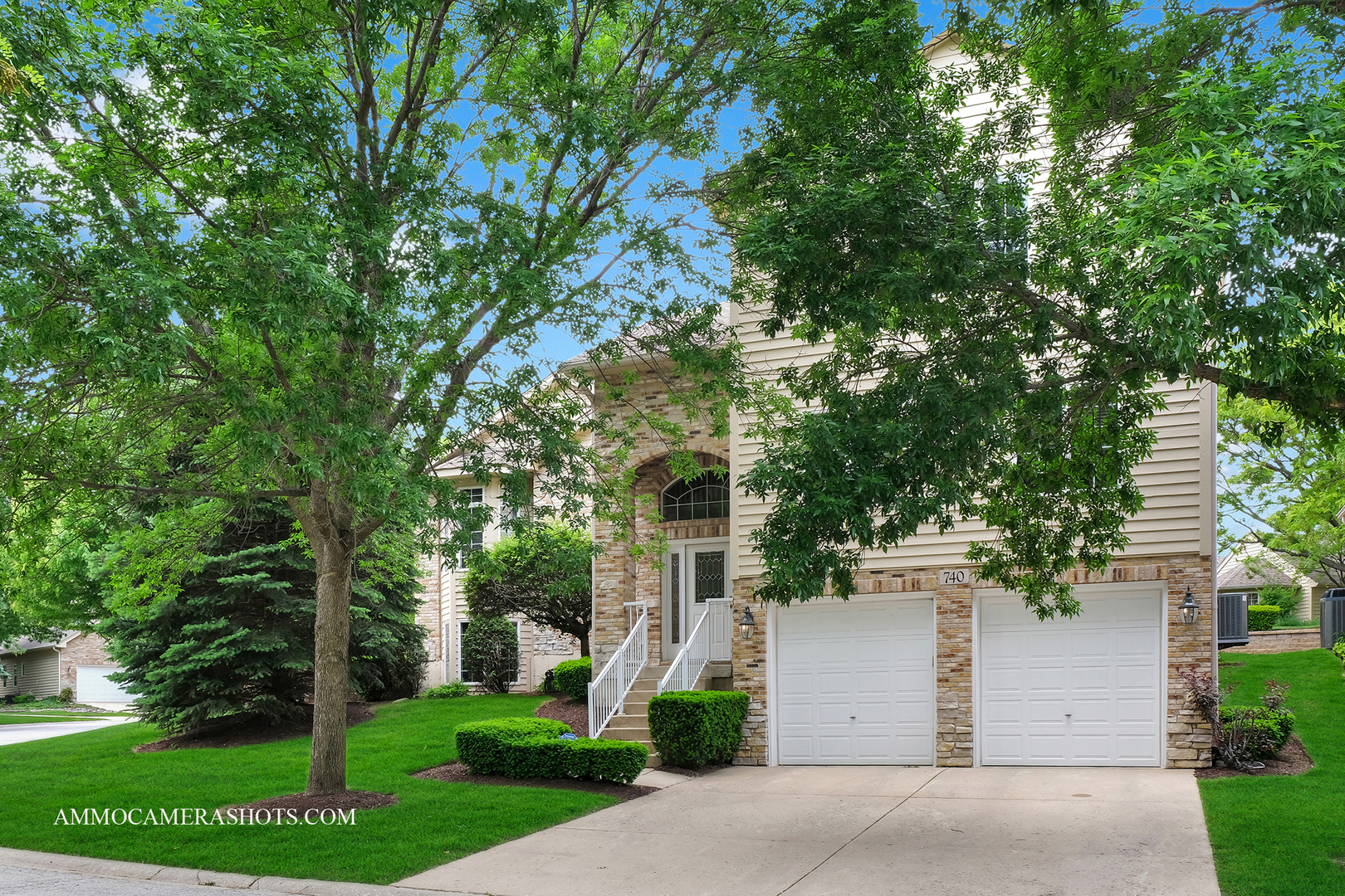 740 Manor Hill Place, Sugar Grove, IL 60554