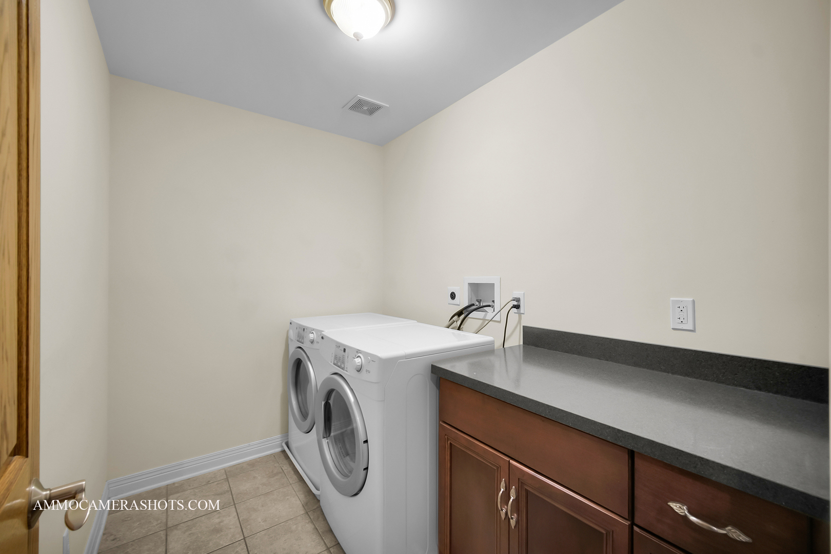 740 Manor Hill Place, Sugar Grove, IL 60554