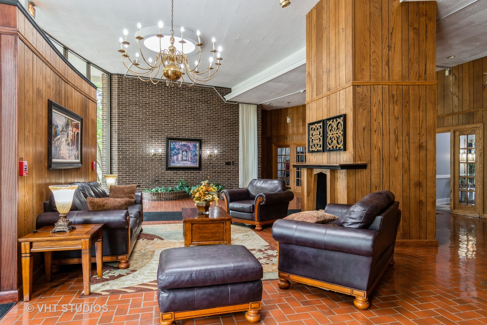 20 N Tower Road #10A, Oak Brook, IL 60523