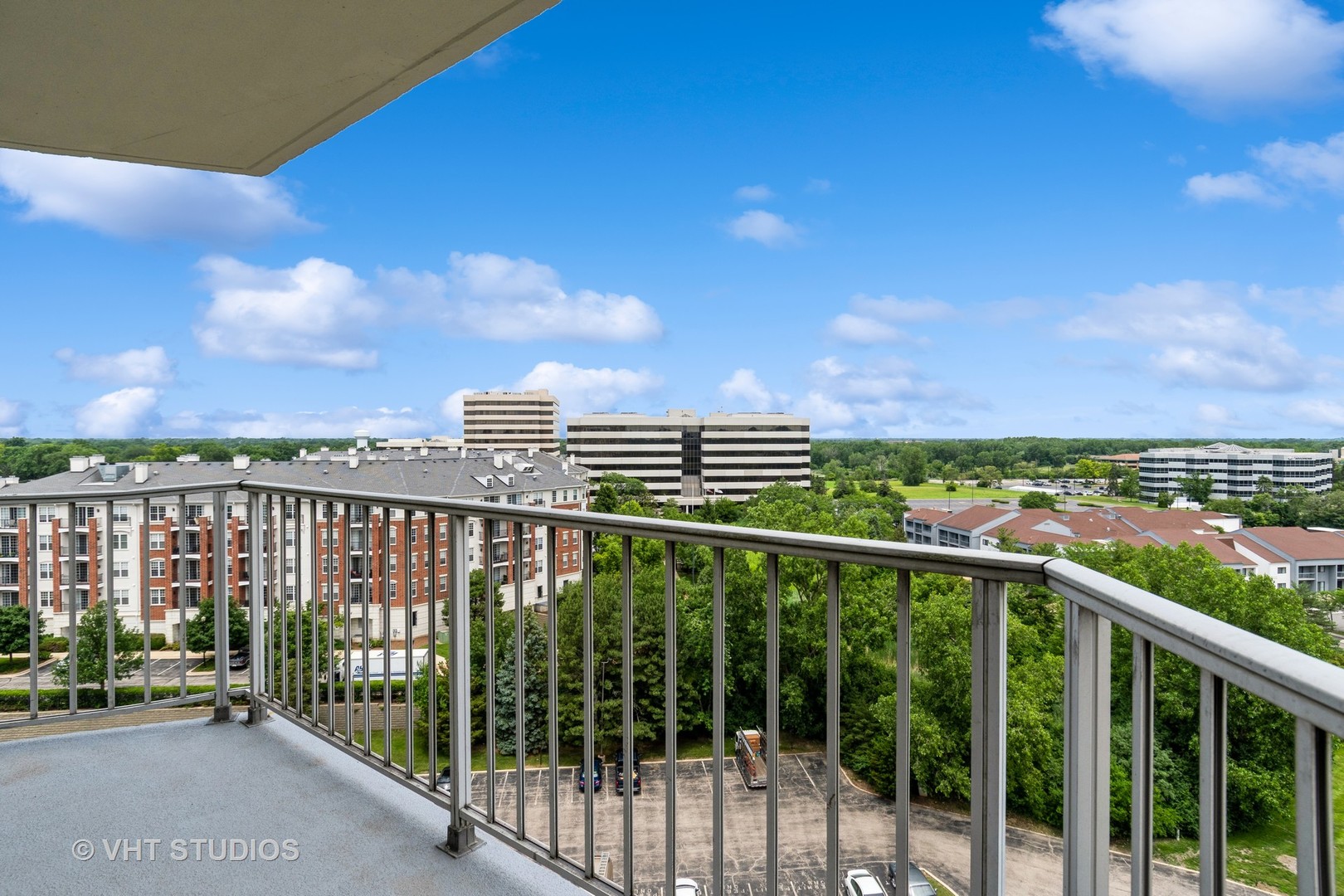 20 N Tower Road #10A, Oak Brook, IL 60523