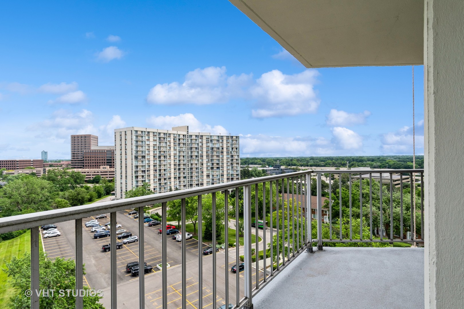 20 N Tower Road #10A, Oak Brook, IL 60523
