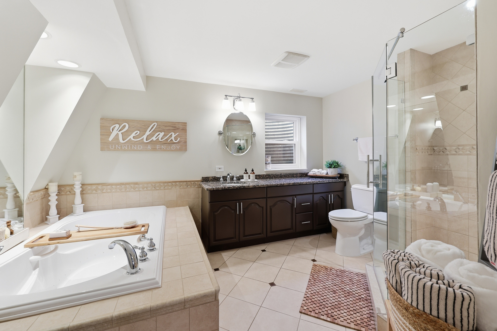 1268 Spaulding Road, Bartlett, IL 60103