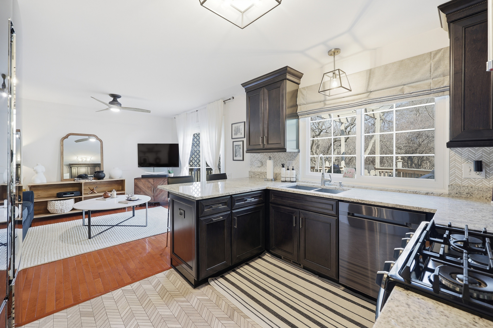 1268 Spaulding Road, Bartlett, IL 60103