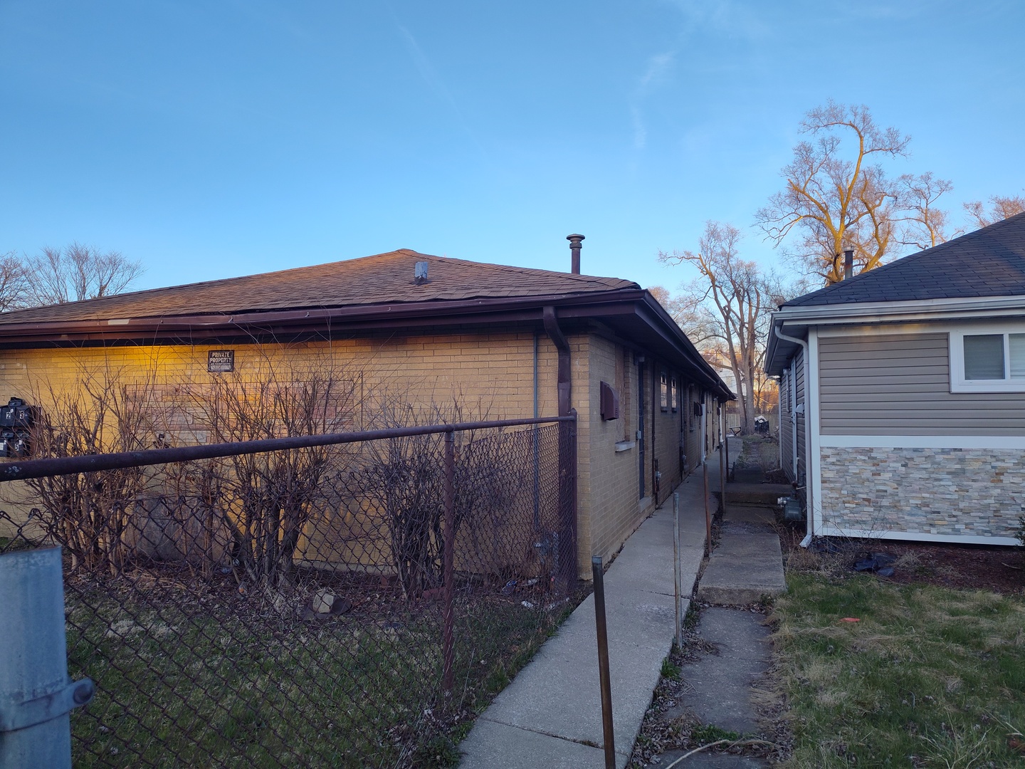 15731 Lexington Avenue, Harvey, IL 60426