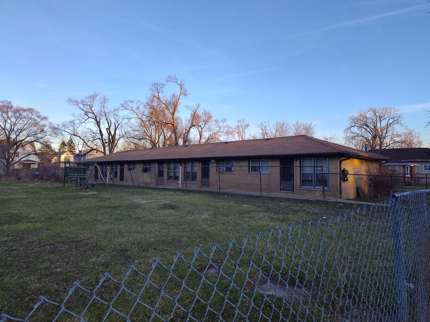 15731 Lexington Avenue, Harvey, IL 60426