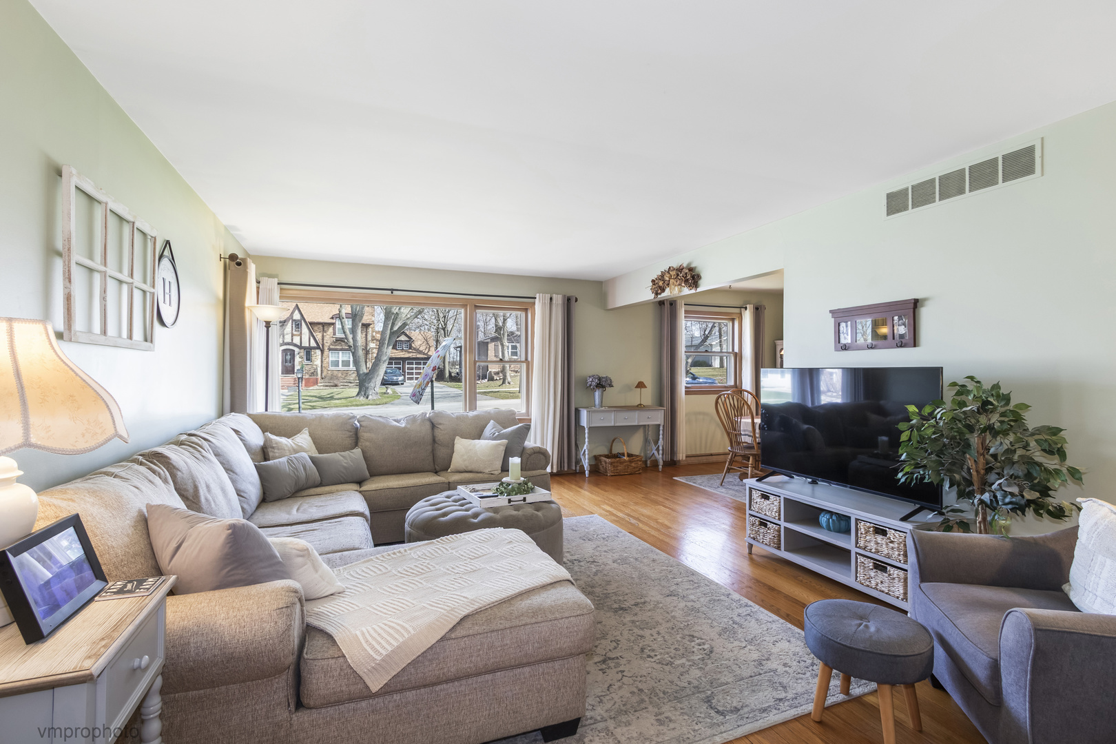 330 S Oak Street, Palatine, IL 60067