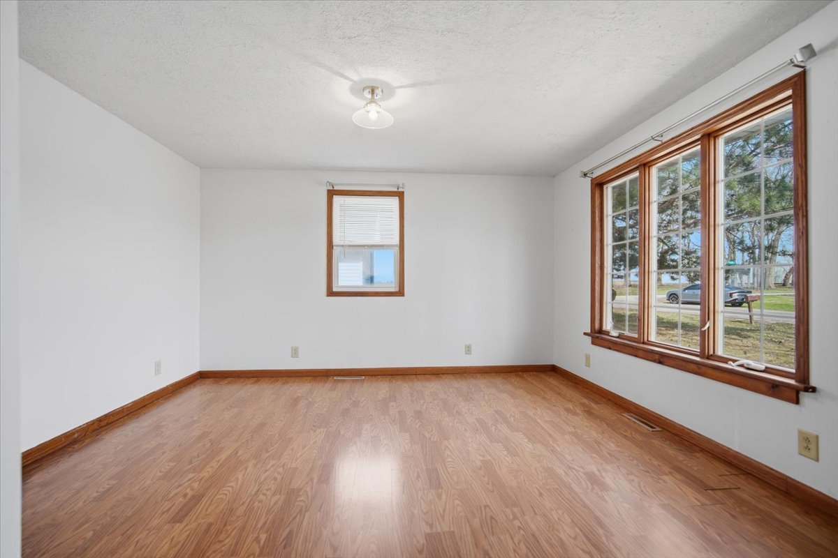 107 N Verry Street, Armington, IL 61721