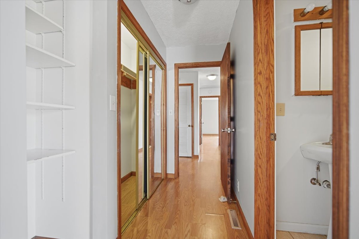 107 N Verry Street, Armington, IL 61721