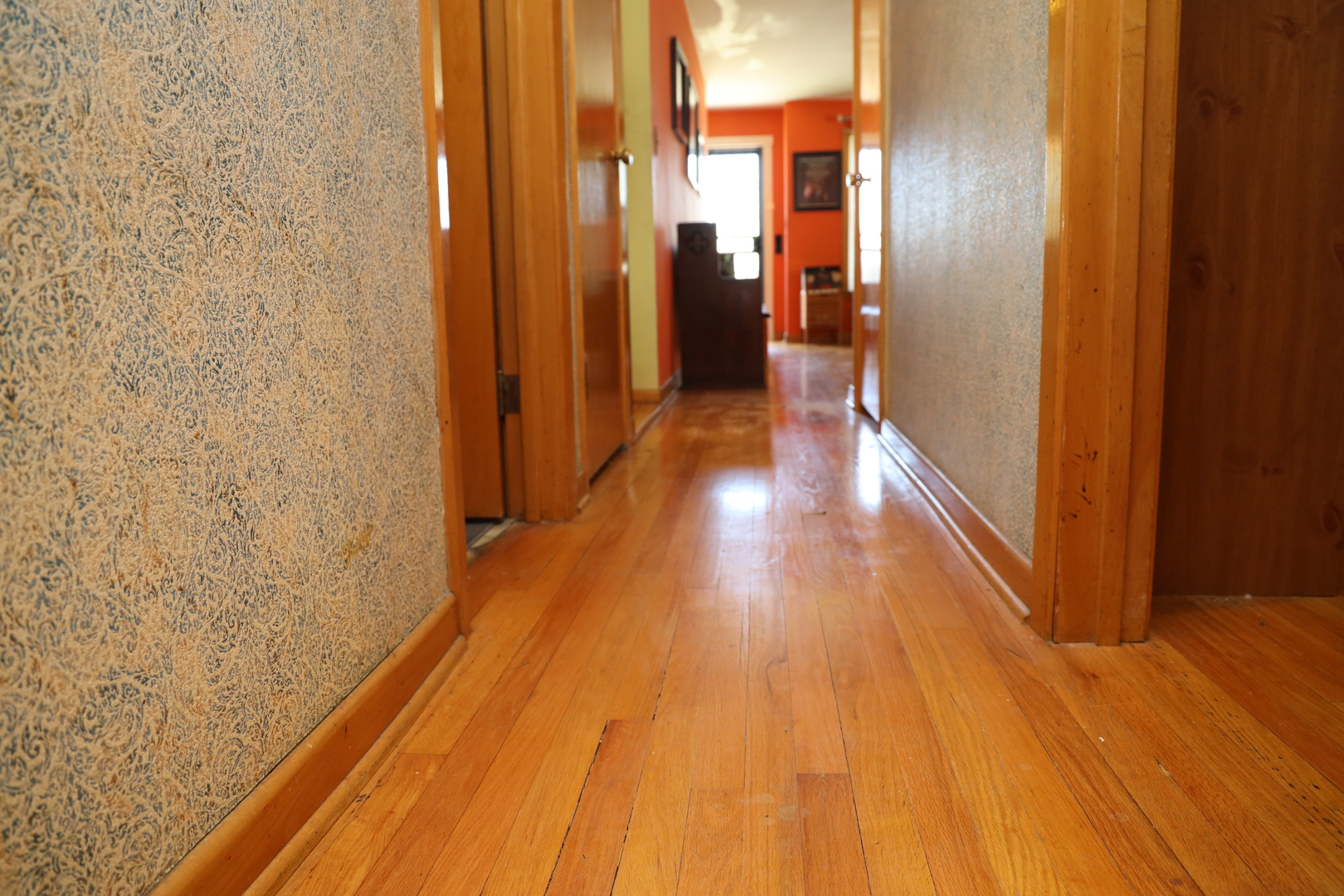 509 Granville Avenue, Bellwood, IL 60104