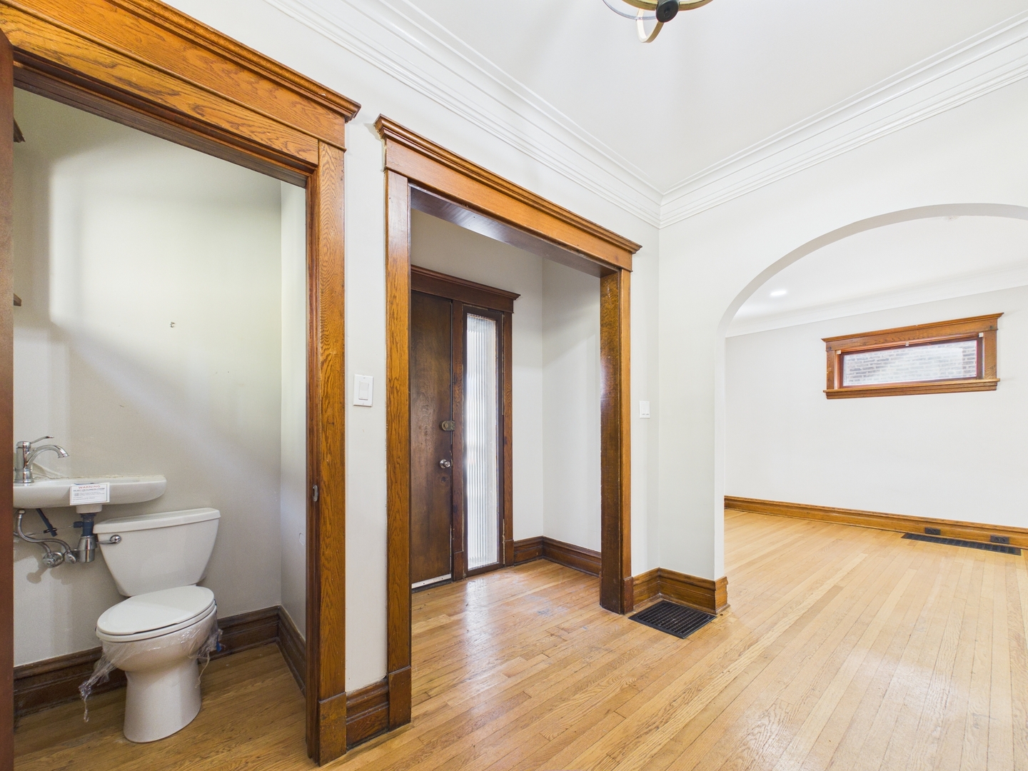 226 N Austin Boulevard, Oak Park, IL 60302