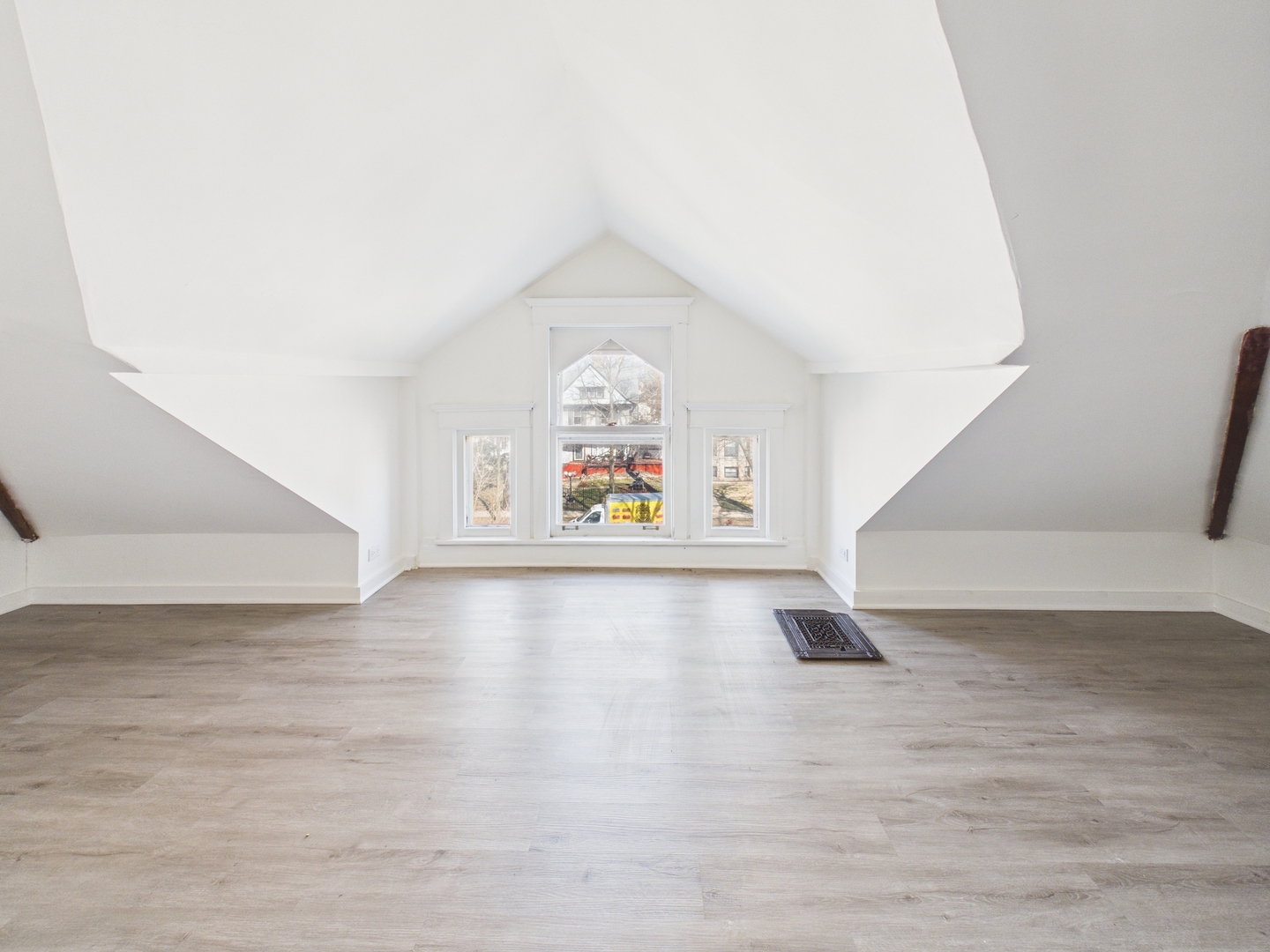 226 N Austin Boulevard, Oak Park, IL 60302