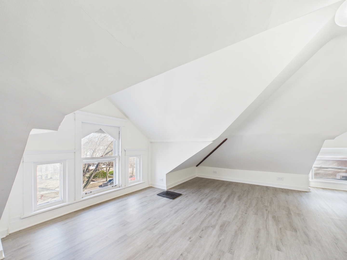 226 N Austin Boulevard, Oak Park, IL 60302