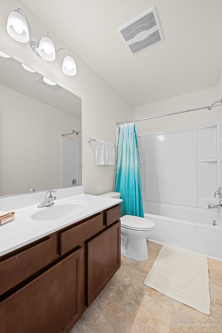 238 Norfolk Lane, Pingree Grove, IL 60140