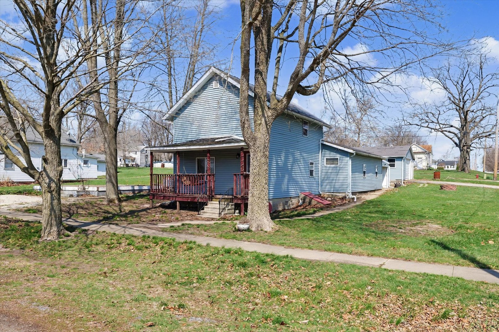 136 E Ohio Street, Sibley, IL 61773