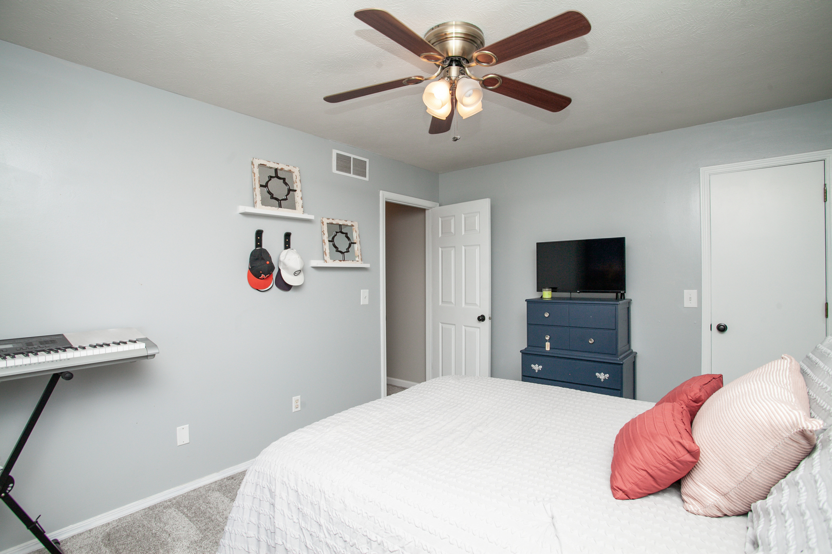 1308 Mill Creek Road, Bloomington, IL 61704