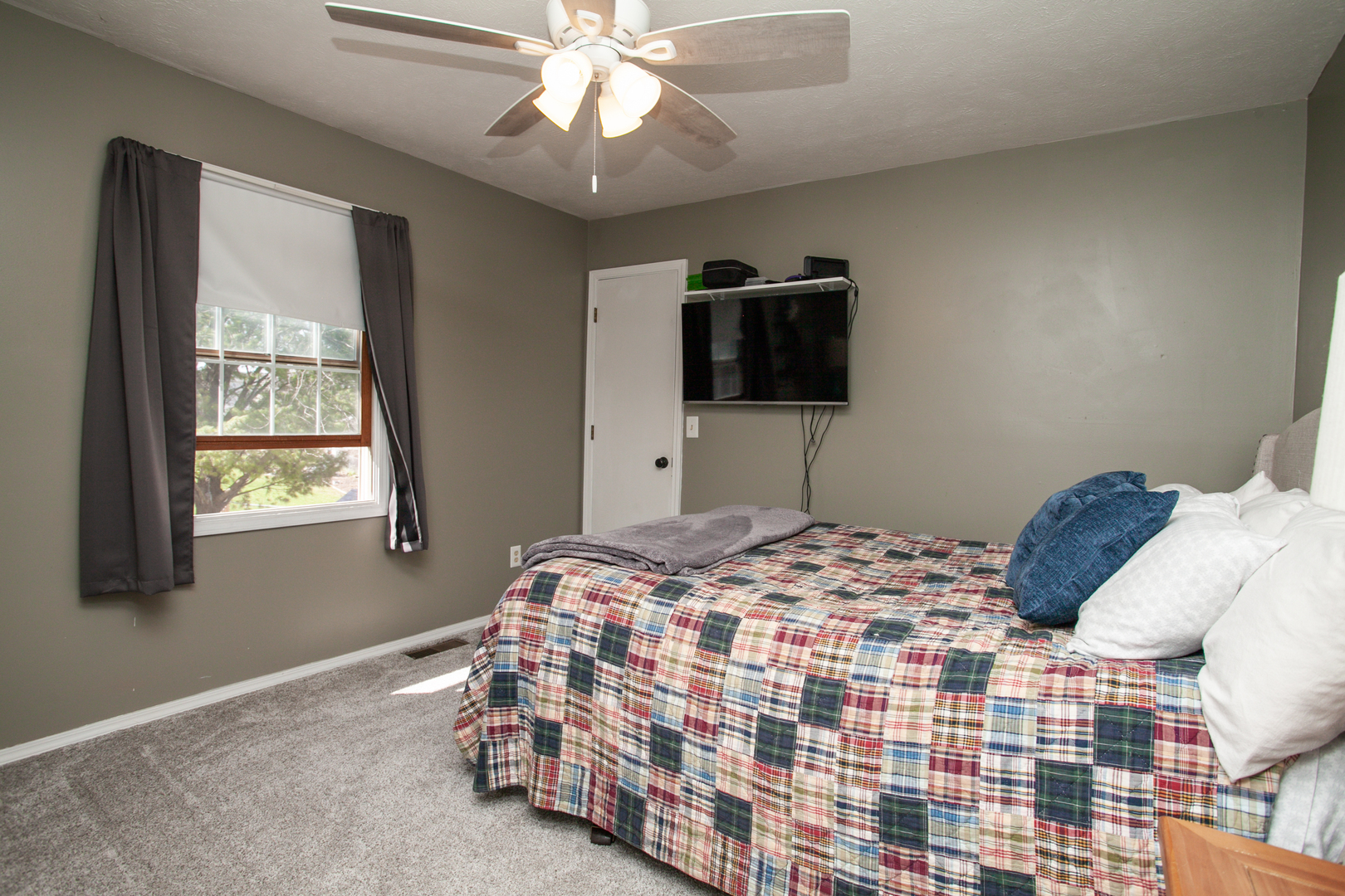 1308 Mill Creek Road, Bloomington, IL 61704