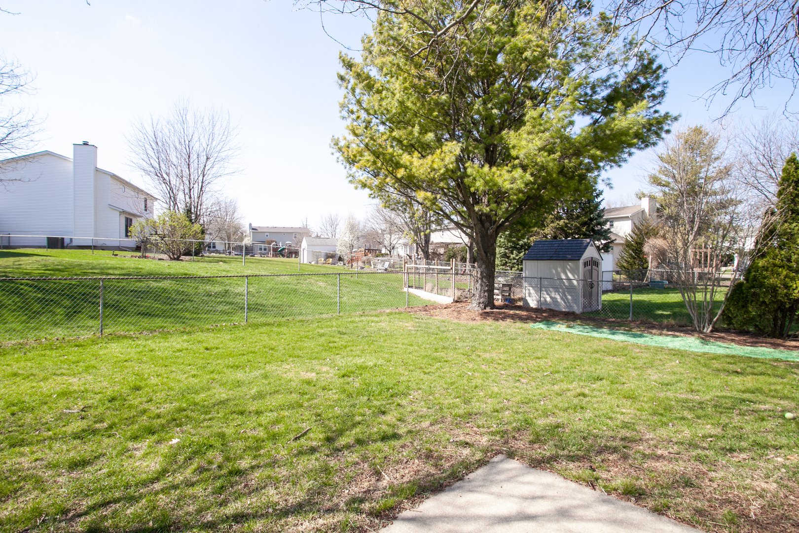 1308 Mill Creek Road, Bloomington, IL 61704