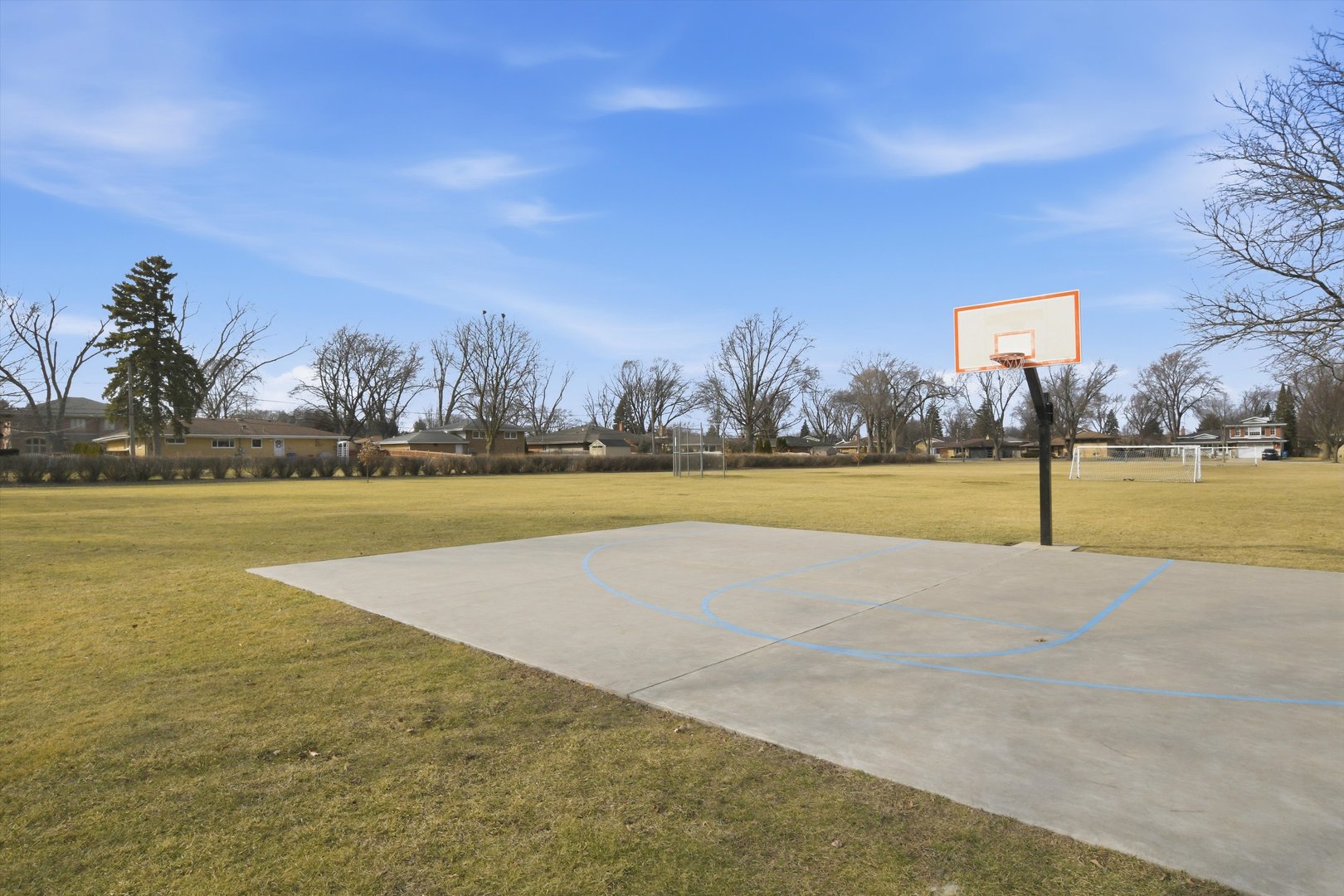 130 N Horner Lane, Mount Prospect, IL 60056