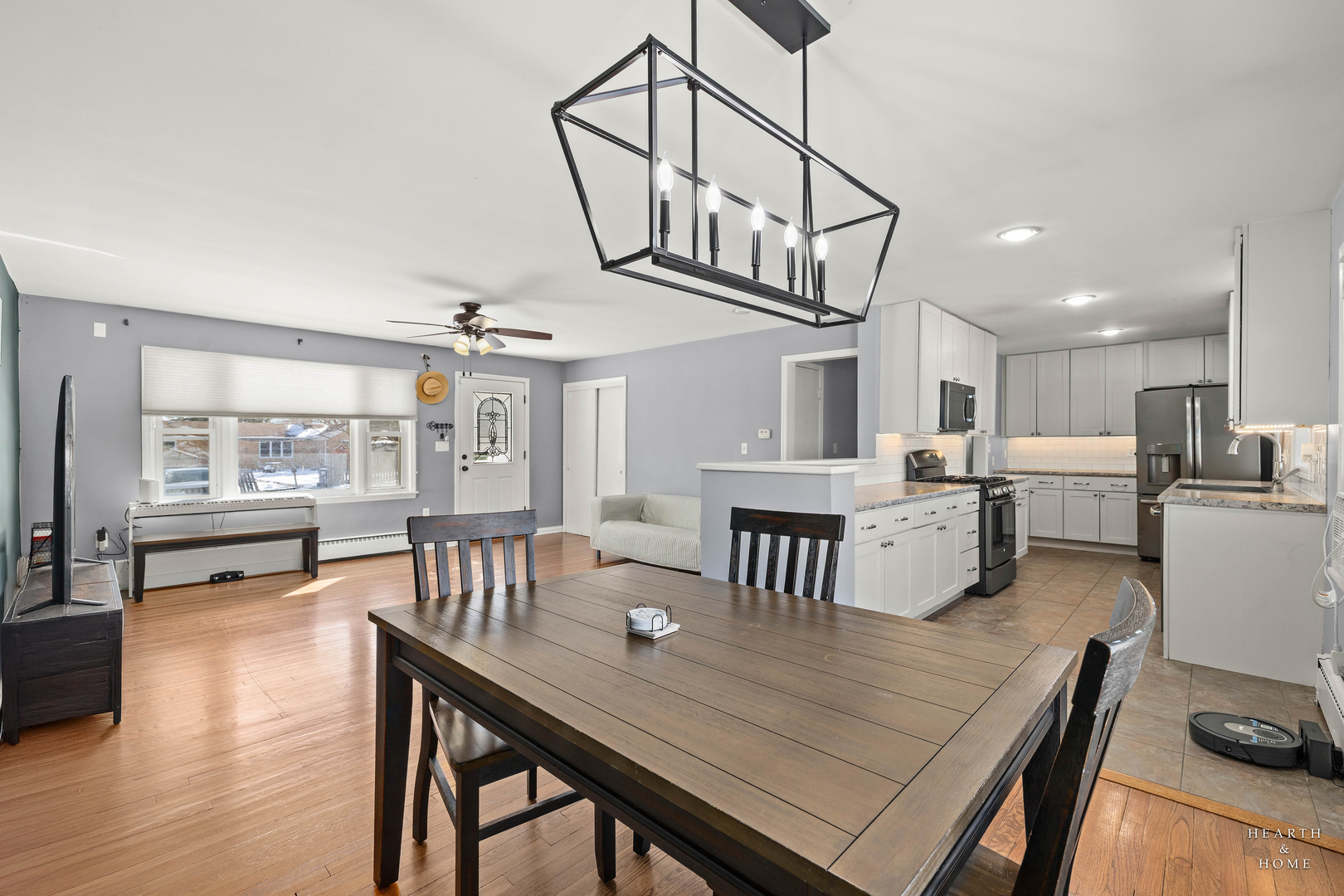 2540 E Bonnie Brook Lane, Waukegan, IL 60087