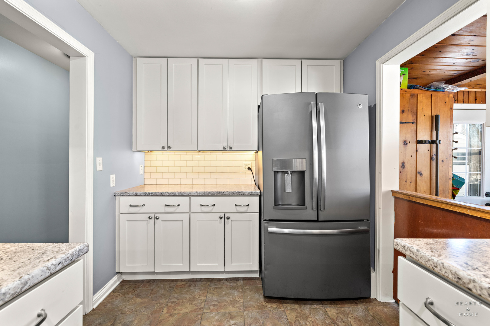 2540 E Bonnie Brook Lane, Waukegan, IL 60087