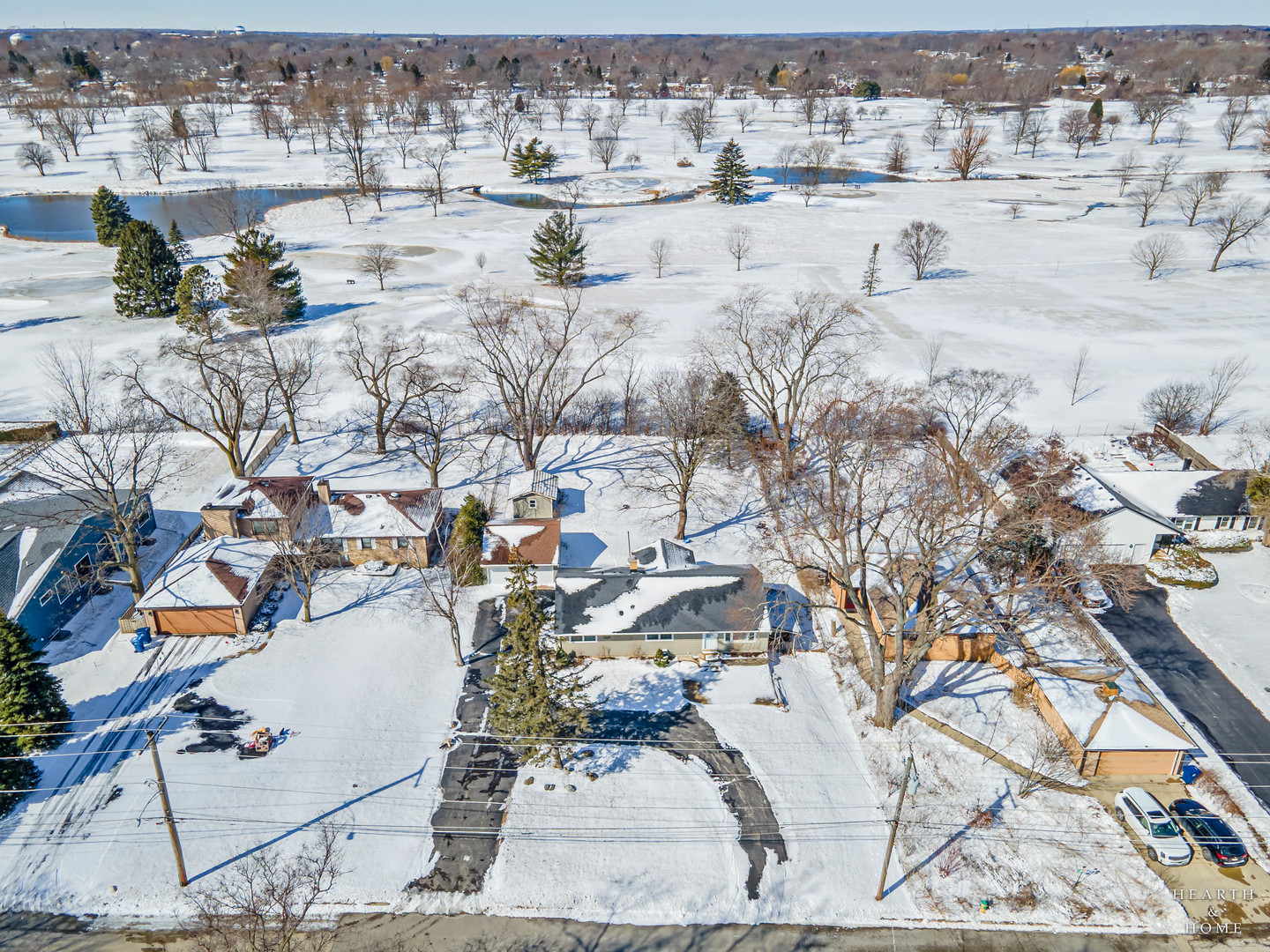 2540 E Bonnie Brook Lane, Waukegan, IL 60087