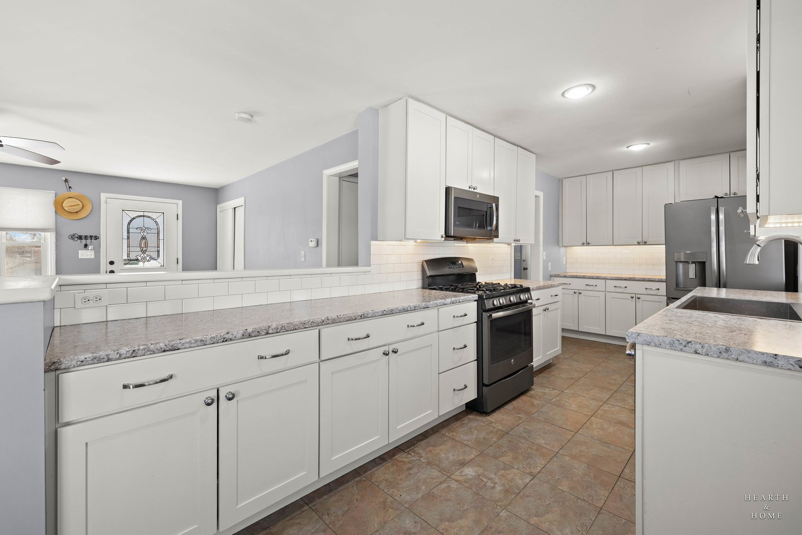 2540 E Bonnie Brook Lane, Waukegan, IL 60087