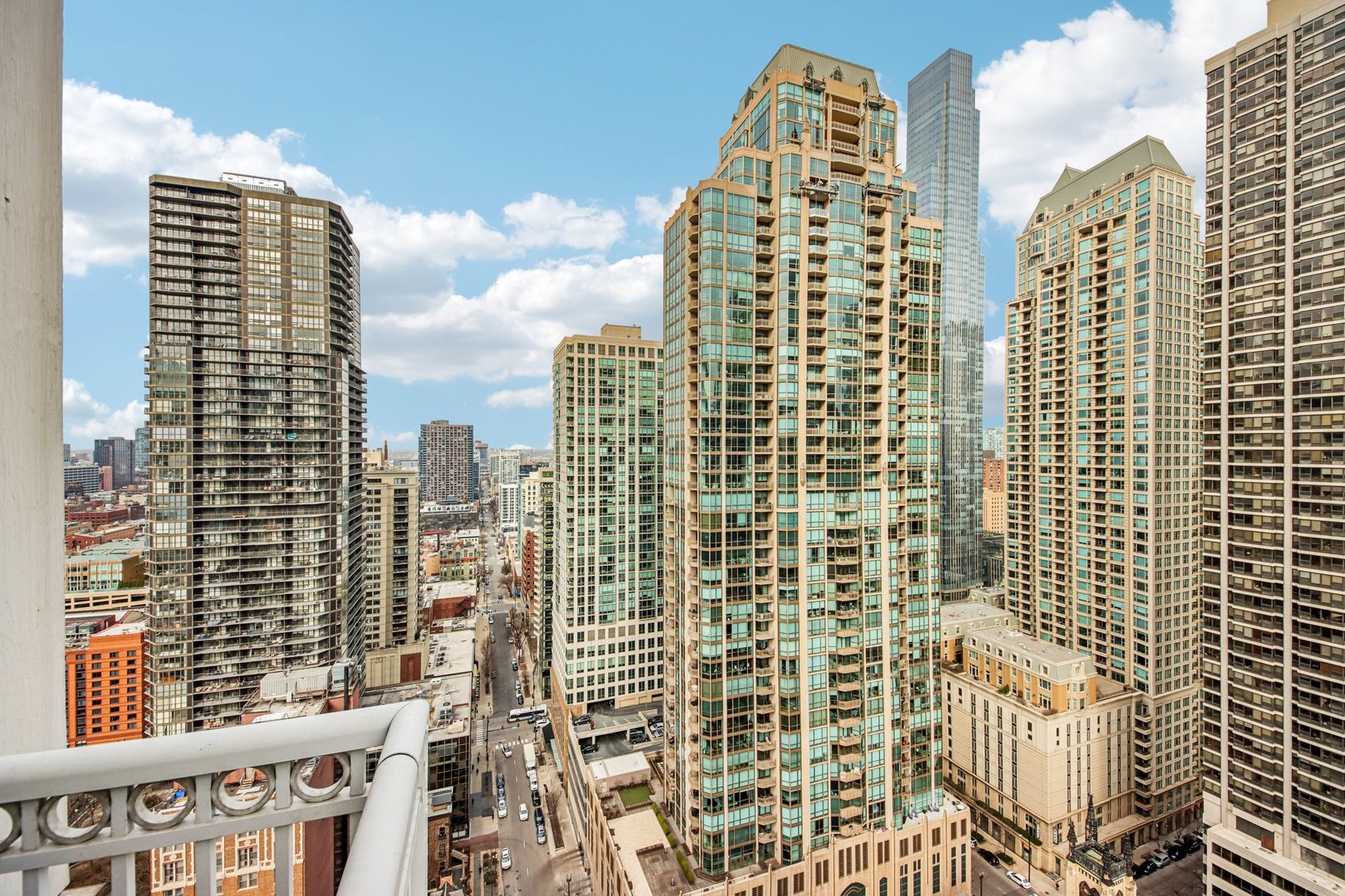 55 E Erie Street #2901, Chicago, IL 60611