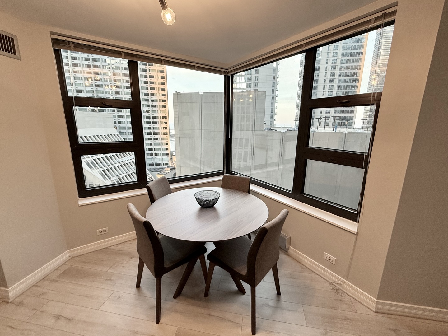 401 E Ontario Street #1410, Chicago, IL 60611