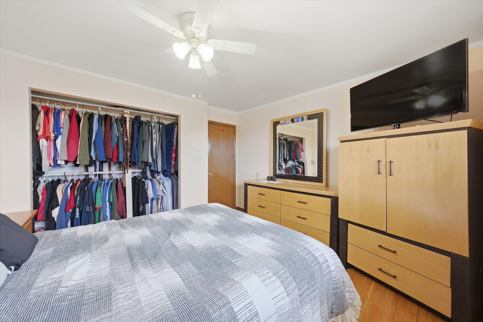 6252 157th Street, Oak Forest, IL 60452