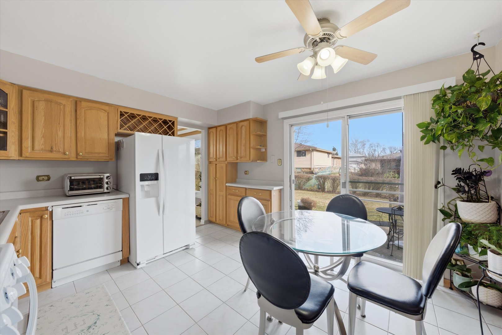 6252 157th Street, Oak Forest, IL 60452