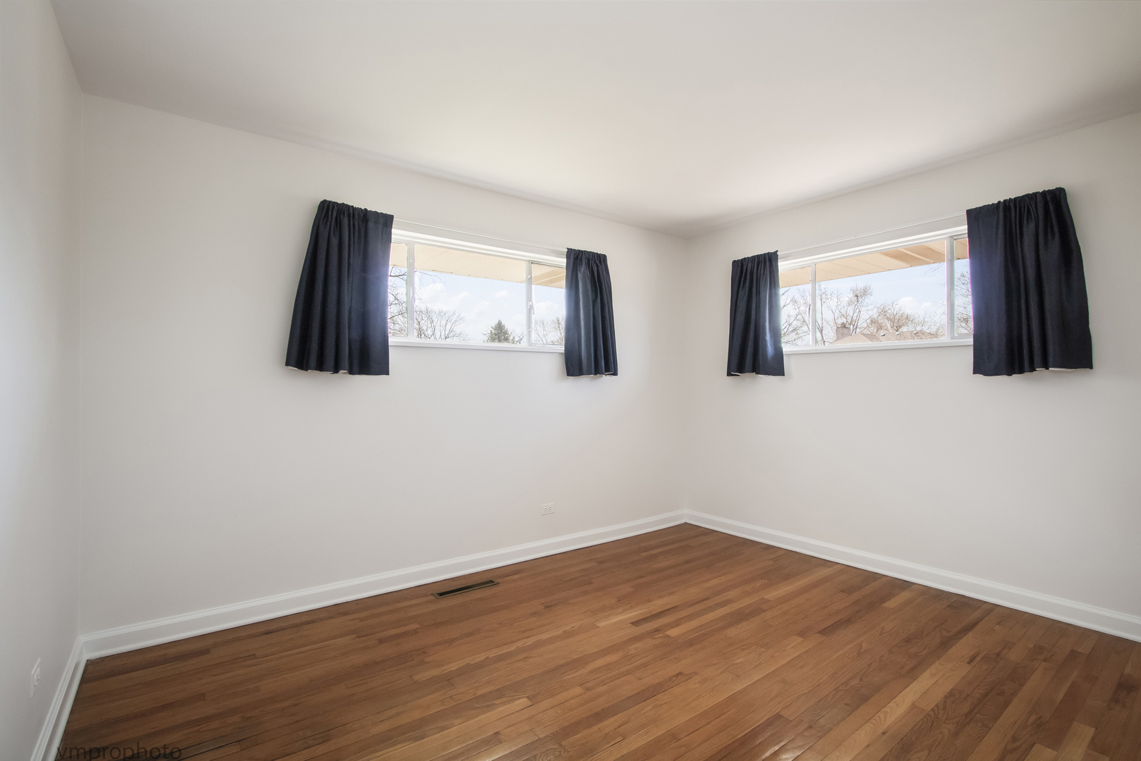 61 Miller Road, Lake Zurich, IL 60047