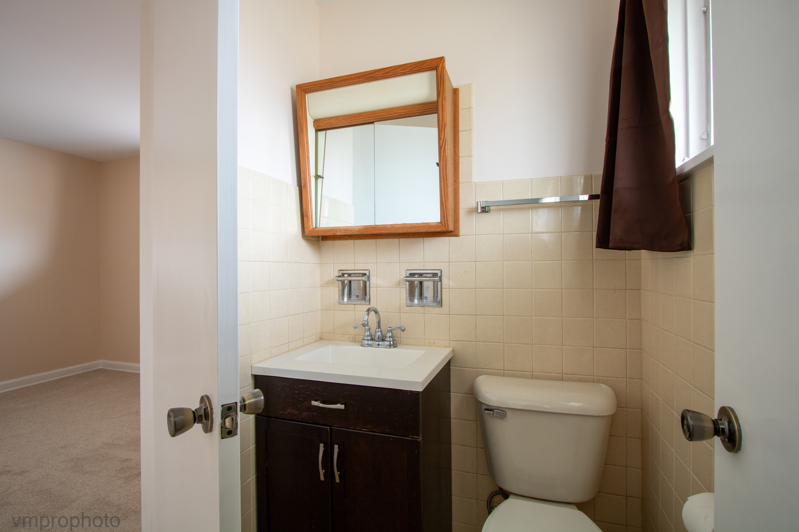 61 Miller Road, Lake Zurich, IL 60047