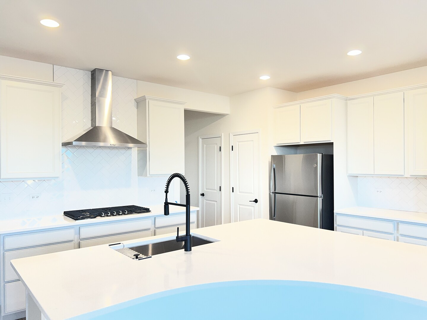 692 Switchgrass Way, Bolingbrook, IL 60490