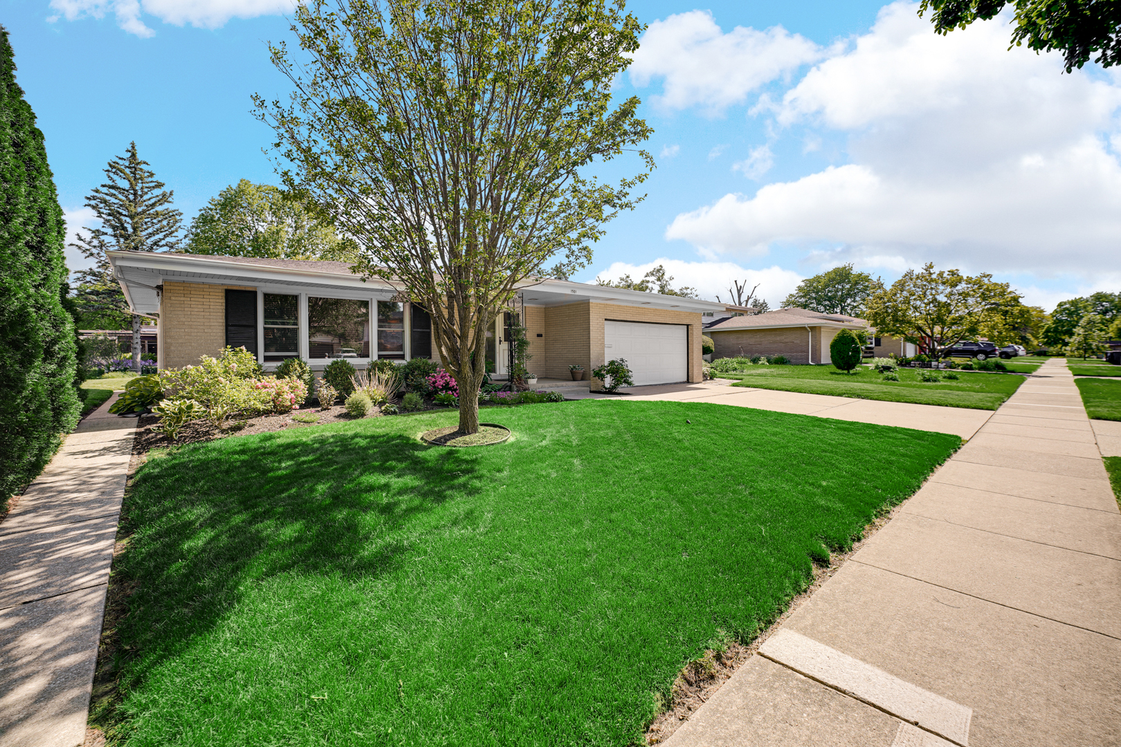 1501 CARSON Court, Homewood, IL 60430